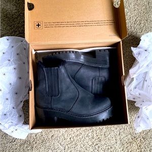 Dr. Martens Rometty Platform Chelsea Boots